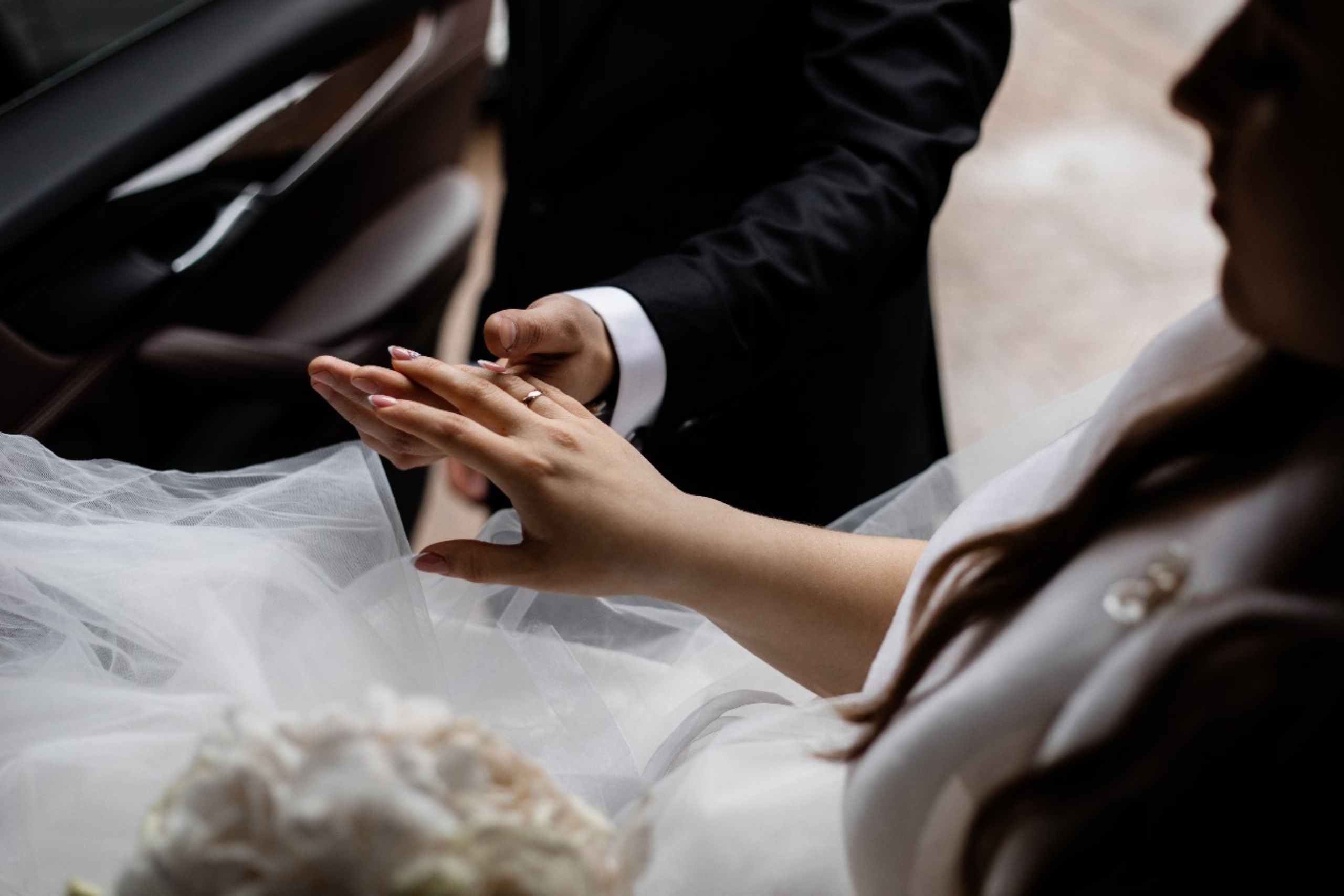 How much is a wedding limo rental?