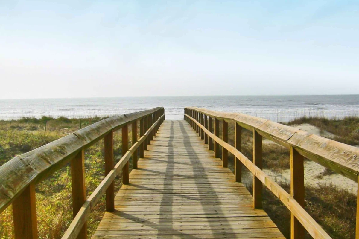 How far is Isle of Palms from Charleston?